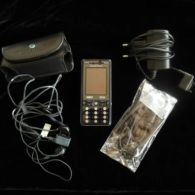 Sony Ericsson Cyber-shot K810i - Immagine 1 di 4