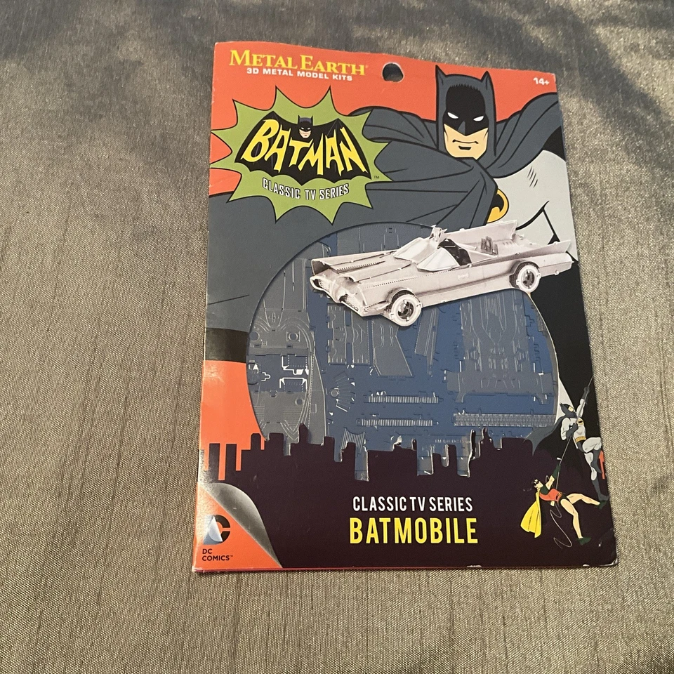 Бэтмен классический ТВ-сериал бэтмобиль металлический земли 3-D лазерной резки стали модель набор - Изображение 1 из 2