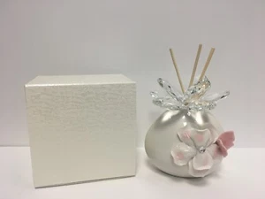 PORZELLAN DUFT HOCHZEIT BONBONIERE MIT KRISTALLBLUME - Bild 1 von 2