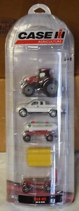 Ertl 1/64 Case IH 5-piece Silo set - Picture 1 of 4