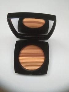 Chanel Les Beiges Healthy Glow Luminous Multi-Colour Powder Medium 11g RARE - Picture 1 of 3