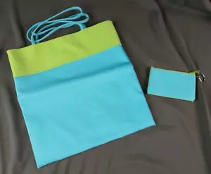 Borsa da trasporto Clinique con borsa per trucco con cerniera blu e verde chiaro NUOVA D101 - Foto 1 di 3