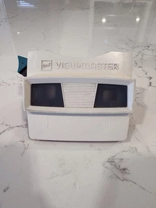 View Master 3D Viewer Slide Toy with 5 Slide Discs - Picture 1 of 6