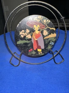 Vintage Napkin Holder Metal Hand Painted Oriental Scene Cute - Picture 1 of 8