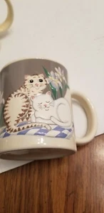 ¿Rehenes vintage? Taza para gatos con flores - Imagen 1 de 8