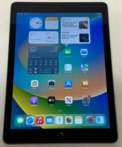 Apple iPad 5th Gen 9.7" (32GB Storage - Space Gray - MP2F2LL/A) - Picture 1 of 8
