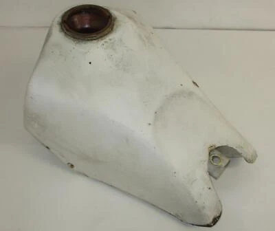 84 KAWASAKI KL600 GAS FUEL TANK - Image 1 of 4