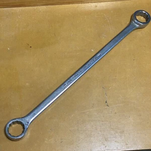 Proto™ 1164 1 5/8" x 1 11/16" 12-point Box End Straight Wrench Satin Finish - Picture 1 of 9