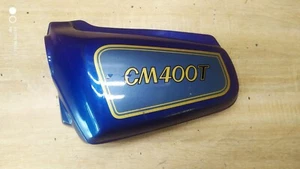 HONDA CM400A 1981 CUBIERTA LATERAL IZQUIERDA AZUL HONDA 83740-447A - Imagen 1 de 9