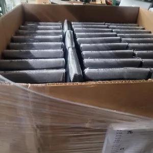 Mixed (LOT of 300) 19”-27" LCD Monitors, Assorted Brands/Models (Mostly Dell) - Picture 1 of 7