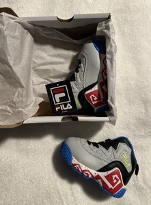 Nuove scarpe da ginnastica Fila MB grigio/nero/blu/rosso e bianco sneakers neonato/bambino - Foto 1 di 4
