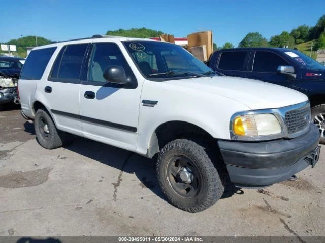 2001 Ford Expedition HVAC Control Unit - Used, Manual Temperature Control - Image 1 of 4