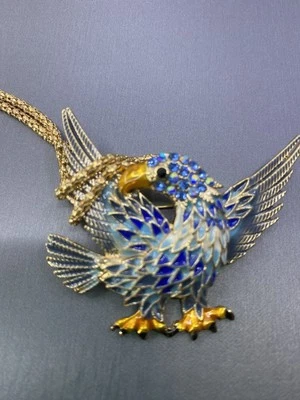 Cadena Betsy Johnson Moda Esmalte Águila Colgante/Pin Azul Con Tono Dorado Foto 1 de 4