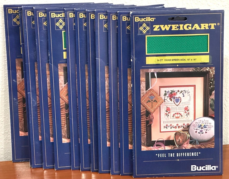 12x Bucilla Zweigart 14ct Christmas XMAS Green Aida 15"x18" New in Pack - Image 1 of 1