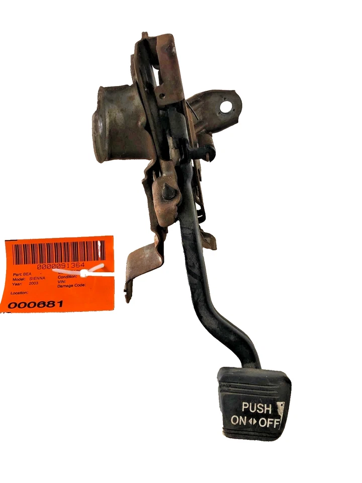 2003 TOYOTA SIENNA Passenger Van A/T Emergency Parking Brake Floor Foot Pedal - Изображение 1 из 4