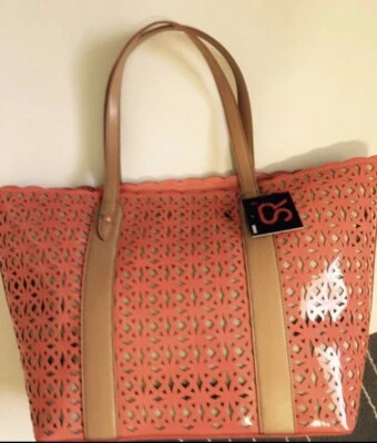 Nuevo con etiquetas Bolso de Mano Sondra Roberts para Mujer, Color Naranja Bolso de San Valentín Foto 1 de 4