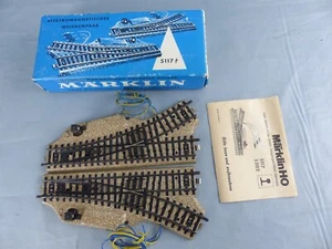 MÄRKLIN HO lot de 2 aiguillages gauches droits électriques 5118 5119 testés OK - Picture 1 of 3