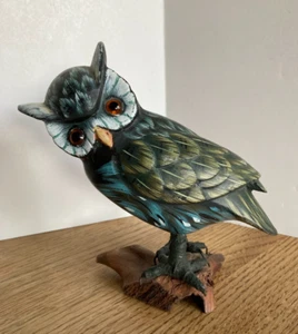 Handcrafted Hand Painted Carved Wooden Owl Sculpture Bird on Wood Base 5.5" Tall - Picture 1 of 24