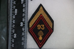 OLDER FRENCH ARMY 93RD REGIMENT INFANTRY ARM LOSSANGE BADGE 1ST CLASS - Picture 1 of 2