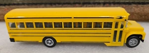 Herpa Blue Bird Ho Scale INTERNATIONAL CE SCHOOL BUS - Bild 1 von 6