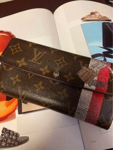 Louis Vuitton Bellboy Portefeuille Sarah Long Wallet Rare M60034