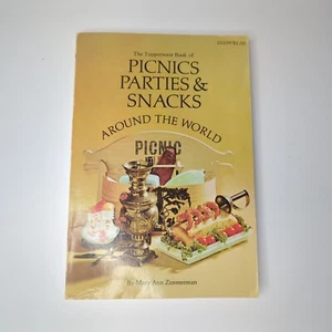1967 The Tupperware Book of Picnics Parties & Snacks Around The World Vintage PB - Picture 1 of 9