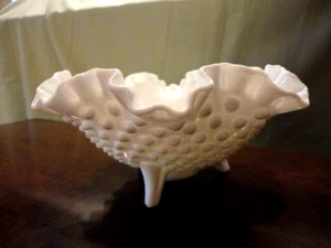 Fenton White Milk Glass Hobnail Serving 3 Toed Bowl D Crimped 8"w Vintage - Picture 1 of 10