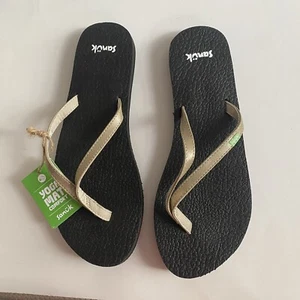 NWT Sanuk Women's Champagne Metallic Yoga Spree Flip-Flop Size 10 FB1121L Summer - Picture 1 of 7