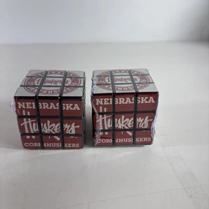 Nebraska Huskers zwei Rubik's Würfel versiegelt brandneu - Bild 1 von 7