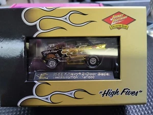 Johnny Lightning Club 1955 Chevy Bel Air Zinger (AW Exclusive) High Fives 1/1000 - Picture 1 of 3