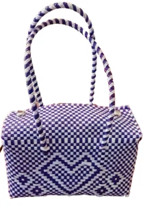 Bolso Artesanal Mexicano Tejido a Mano Plástico Reciclado Púrpura Blanco Corazones Boho Playa - Imagen 1 de 14