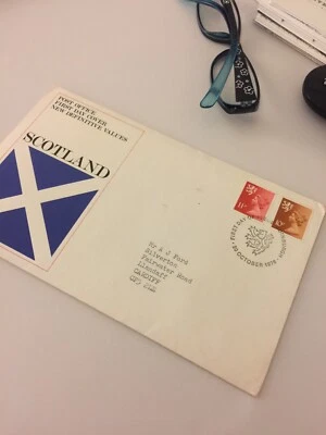 GB FDC First Day Cover Scotland definitives 20 Oct 1976 Edinburgh PMK 10p & 11p - Image 1 of 2