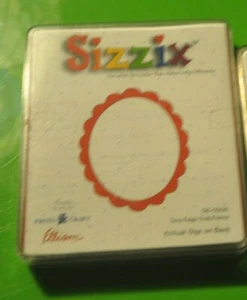 SIZZIX-DIE CUTTER-OVAL FRAME-38-0306--NEW - Picture 1 of 1