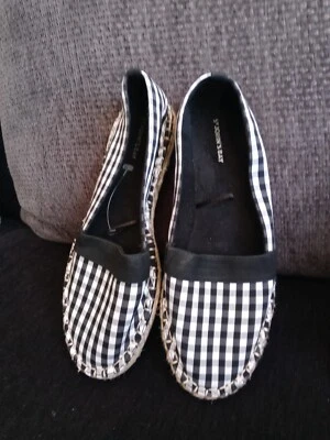 St. John's Bay Marlee Women's Black White Gingham Espadrille Loafers 8 Nwot  - Image 1 of 4