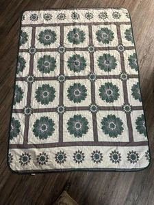 Vtg Perfect Fit Light Comforter 60"x 82" Flower Patchwork Maroon GreenIvory - Picture 1 of 7