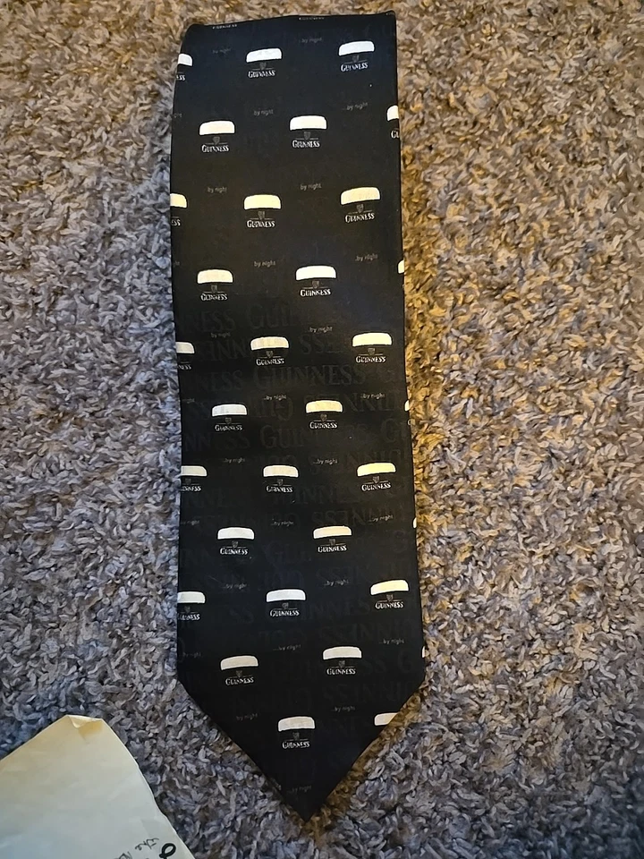 Guinness Beer Necktie Tie Mens Black Silk Irish Craft Beer Logo Pattern EUC - Image 1 of 2