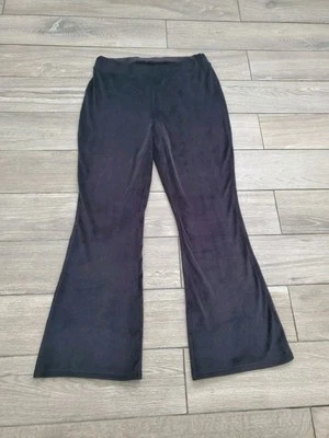 GUESS women's polyester blend velvet black embossed logo pull-on flared pants L - Image 1 of 4