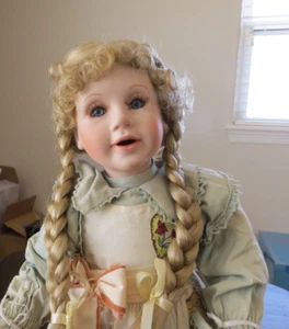 Vintage Bevery Parker Porzellanpuppe ""Gabrielle"" Huckleberry Hill Kinder-Hamilton - Bild 1 von 13
