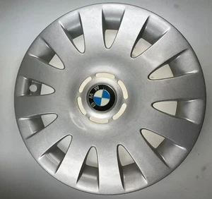 Original BMW wheel cap trim 15 inch 36.13-6768519-02 62411810 - Picture 1 of 3