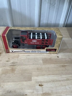 VINTAGE True Value Hardware 1925 KENWORTH STAKE TRUCK Barrels ERTL Die Cast Bank - Image 1 of 4