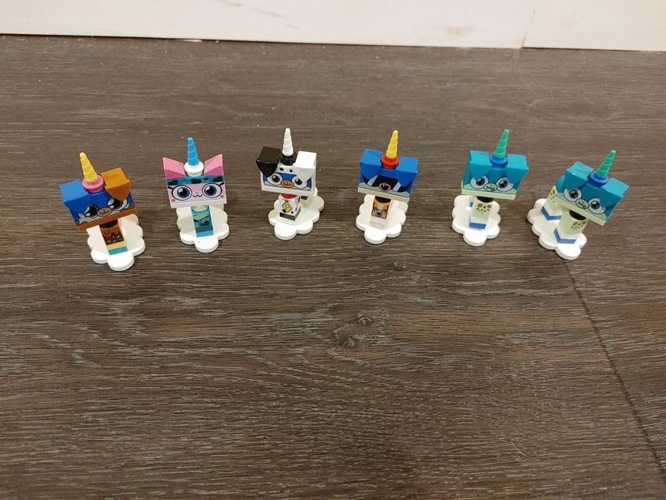 Minifiguras LEGO UNIKITTY de 41775 minibolsos. Lote de 6 figuras. Completo 100% Foto 1 de 1