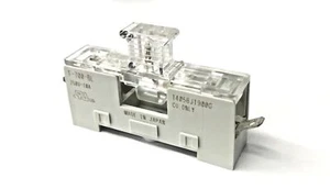 Sato Parts F-700-BL 3AG Portafusibili, Guida Din o Montaggio Superficiale con Indicatore - Foto 1 di 1