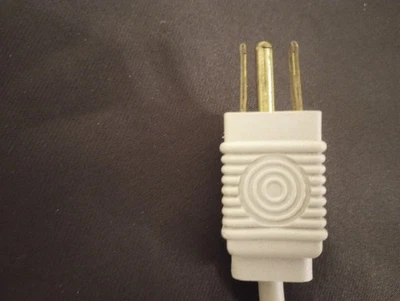 OEM Apple Macintosh ángulo recto 7,5' gris platino cable de alimentación de CA enchufe ojo de buey Foto 1 de 4