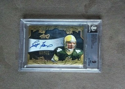 2017 Leaf Q Brett Favre Spectrum Gold Autograph Card Rare 1/1 BGS 9 Mint 10 Auto - Image 1 of 2