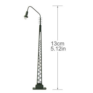3pcs Model Railway Layout HO Scale Lights Lattice Mast Lamp Track Light LQS47HO