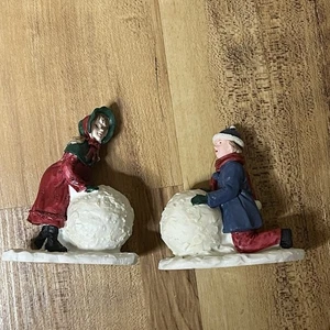 Set Of 2 Snowball Christmas Figurines Mervyns Village 1991 - Picture 1 of 1