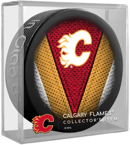 Calgary Flames Jersey Stitch Collector's Puck w/Official NHL Team Display Case Cover