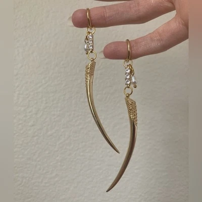 Vanessa Mooney Oro Colmillo Cuerno Aro Pendientes Perla Pendientes Cz Perlas Foto 1 de 4