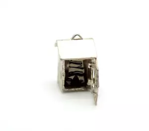 GEFÄNGNISZELLE mit GEFANGENEM INNEN Vintage STERLINGSILBER CHARM TÜR ÖFFNET 2,1 Gramm - Bild 1 von 6