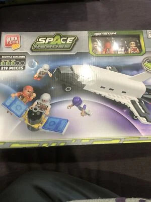 Block Tech 2015 Galactic Wars Space Fighter 225 Blocks - 3 Figurines - Image 1 of 4